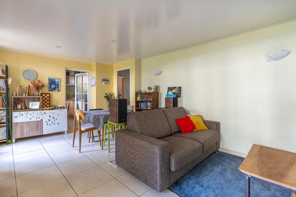 A Vendre en EXCLUSIVITE - LOUE - Appartement Annecy 3 pièces 64.05 m2 - Cellier - Place de parking - Garage