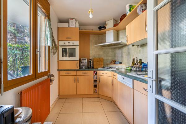 A Vendre en EXCLUSIVITE - LOUE - Appartement Annecy 3 pièces 64.05 m2 - Cellier - Place de parking - Garage