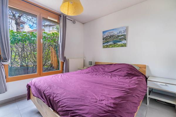 A Vendre en EXCLUSIVITE - LOUE - Appartement Annecy 3 pièces 64.05 m2 - Cellier - Place de parking - Garage