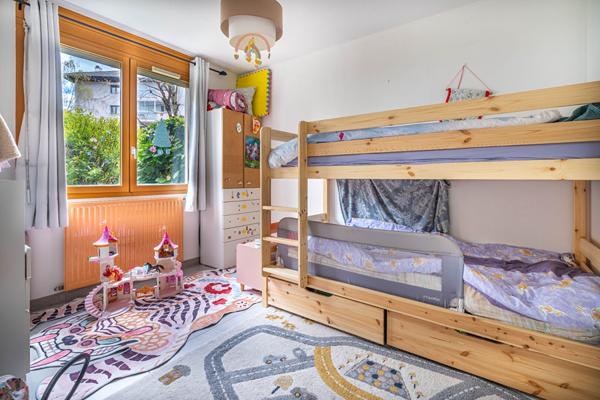 A Vendre en EXCLUSIVITE - LOUE - Appartement Annecy 3 pièces 64.05 m2 - Cellier - Place de parking - Garage