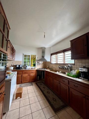 Maison 6 pièce(s) 4 chambre(s) 144 m²