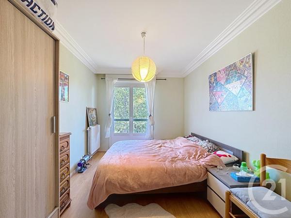Appartement F3 à vendre  4 pièces - 67,11 m 2   ANGOULEME  - 16