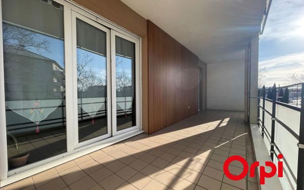 Appartement à vendre    2 pièces • 44,41 m2 Vénissieux