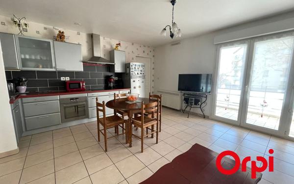 Appartement à vendre    2 pièces • 44,41 m2 Vénissieux