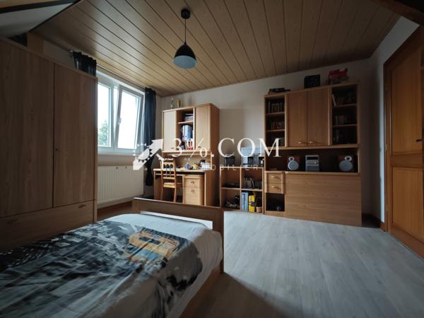 Maison 8 pièce(s) 6 chambre(s) 185 m²