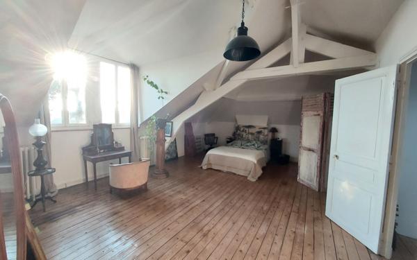 Maison à vendre    5 pièces • 200 m2 Neuilly-Plaisance