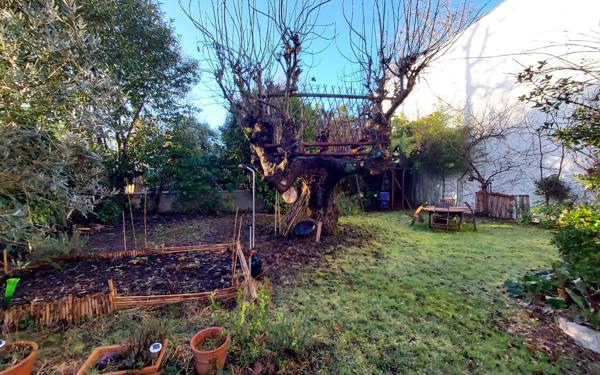 Maison à vendre    5 pièces • 200 m2 Neuilly-Plaisance