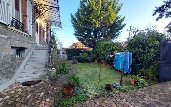 Maison à vendre    5 pièces • 200 m2 Neuilly-Plaisance