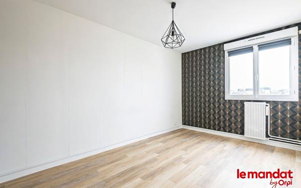Appartement à vendre    3 pièces • 77 m2 Reims