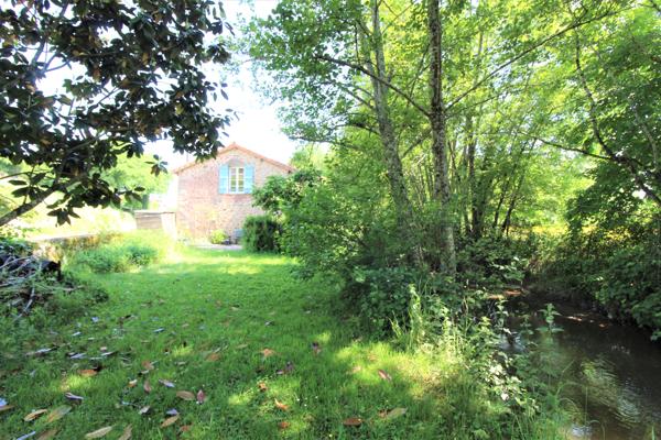 Maison à vendre à Rochechouart (87600) - Haute-Vienne