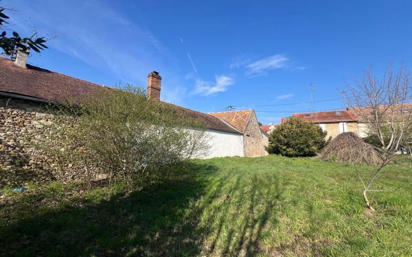 Terrain à vendre    Bruyères-le-Châtel