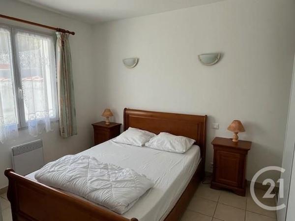 Maison à vendre  6 pièces - 95,83 m 2   ST PIERRE D OLERON  - 17