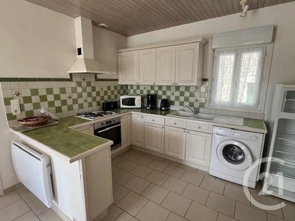 Maison à vendre  6 pièces - 95,83 m 2   ST PIERRE D OLERON  - 17