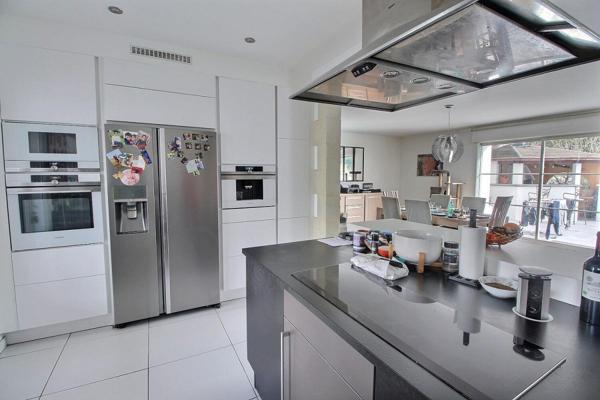 St Sulpice de ROYAN Maison  7 pièce(s) 170 m2