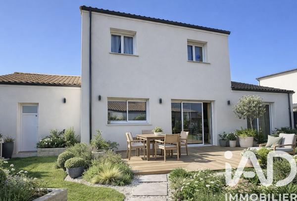 Maison à vendre 6 pièces 125 m² Saint-Julien-de-Concelles
