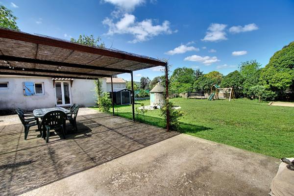 A VENDRE ! Maison à Salernes de 3 pièces 71 m2 + une dépendance de 23 m²