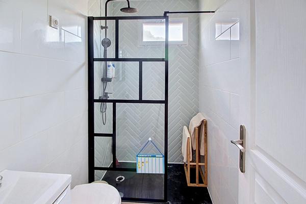 A VENDRE ! Maison à Salernes de 3 pièces 71 m2 + une dépendance de 23 m²