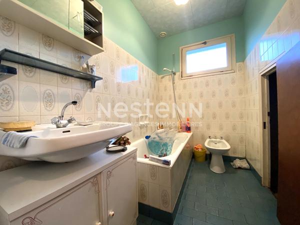 Maison à vendre Plumelec avec garage de 200 m², 5 chambres, environ 1200 m² de terrain.