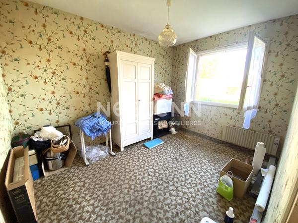 Maison à vendre Plumelec avec garage de 200 m², 5 chambres, environ 1200 m² de terrain.