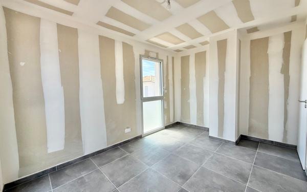 Maison à vendre    7 pièces •  Saint-Médard-en-Jalles