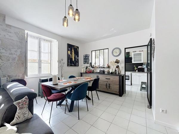 Appartement à vendre 150 500 € Fontenay-le-Comte 3 p 101 m² DPE D