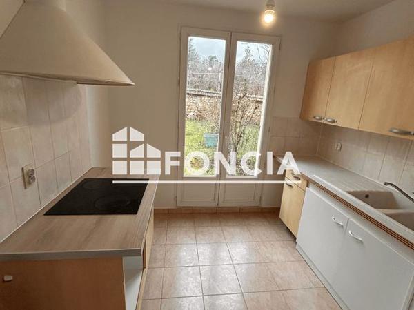 Location Maison 5 pièces 98.92 m² - 8 ROUTE DE SANNOIS-MAISON N°27 Avon 77210