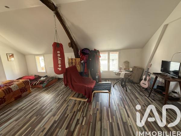 Maison à vendre 6 pièces 140 m² Charleval