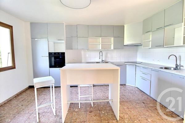 Maison à vendre  8 pièces - 178 m 2   GAILLARD  - 74