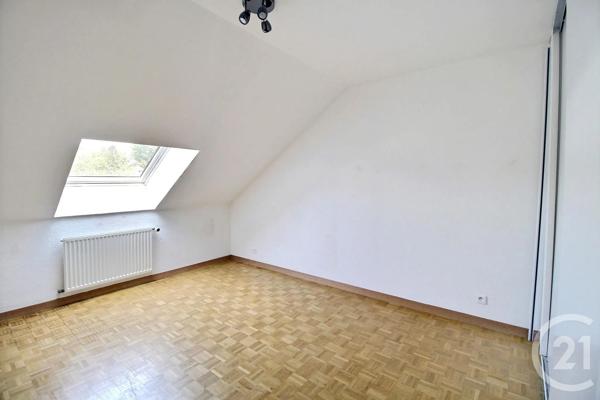 Maison à vendre  8 pièces - 178 m 2   GAILLARD  - 74