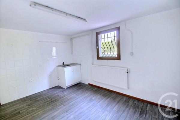 Maison à vendre  8 pièces - 178 m 2   GAILLARD  - 74