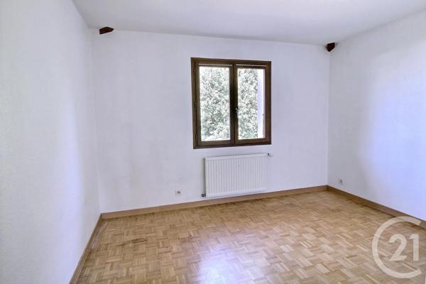 Maison à vendre  8 pièces - 178 m 2   GAILLARD  - 74