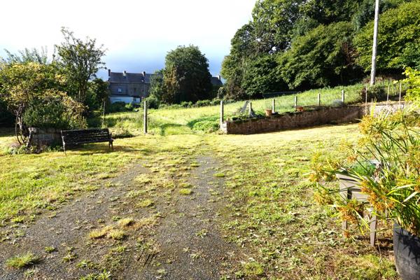 MAISON TRADITIONNELLE EN CENTRE BOURG