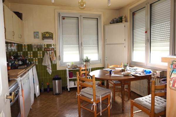 MAISON TRADITIONNELLE EN CENTRE BOURG