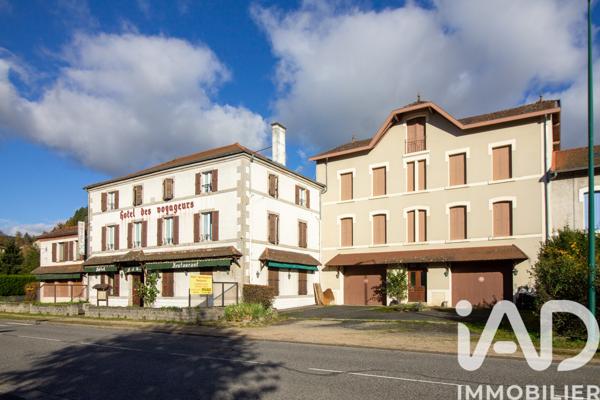 Immeuble à vendre 800 m² Vertolaye