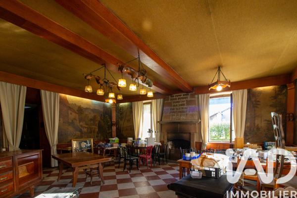 Immeuble à vendre 800 m² Vertolaye