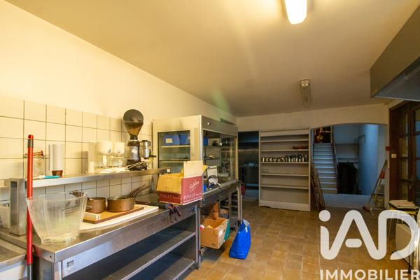 Immeuble à vendre 800 m² Vertolaye