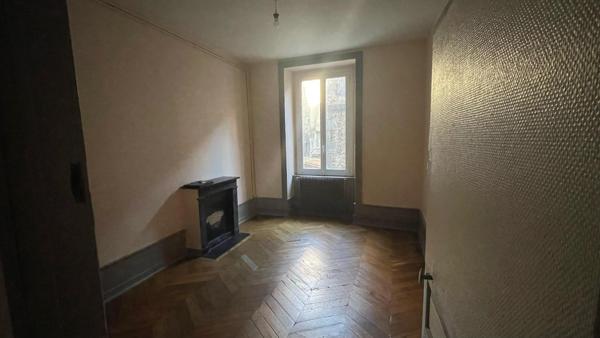 Appartement 4 pièces de 103 m² à Clermont-ferrand