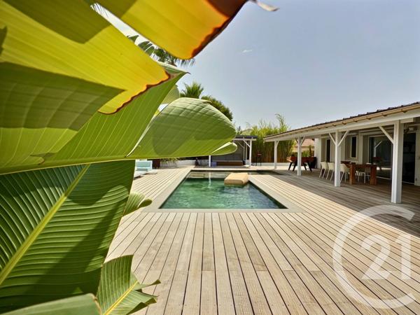 Maison à vendre  5 pièces - 147,20 m 2   LA CRAU  - 83