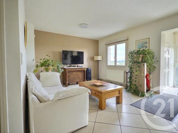 Maison à vendre  5 pièces - 147,20 m 2   LA CRAU  - 83