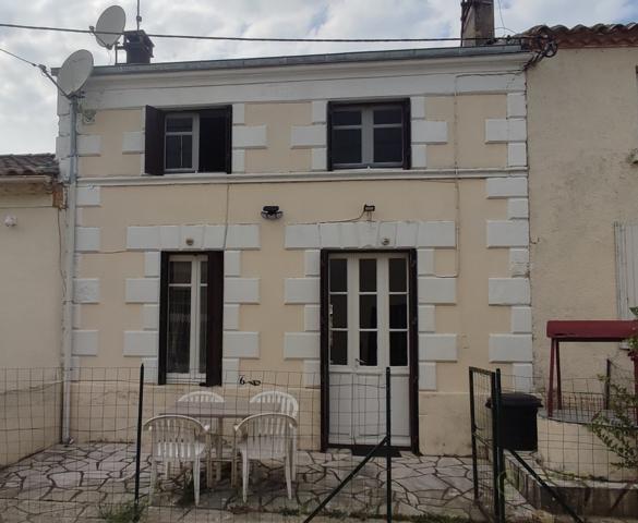 Maison à SAINT BONNET SUR GIRONDE (17150)