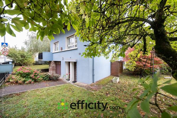 Maison 5 pièces - 110 m² Exclusivité efficity