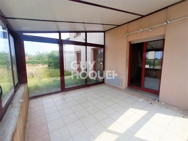 LOCAL D'ACTIVITE (BUREAU + ENTREPRÖT+ TERRAIN) 50530 Bacilly