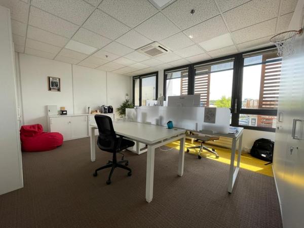 Location Bureau 318 94430 Chennevieres Sur Marne 885072