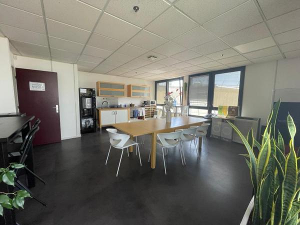 Location Bureau 318 94430 Chennevieres Sur Marne 885072