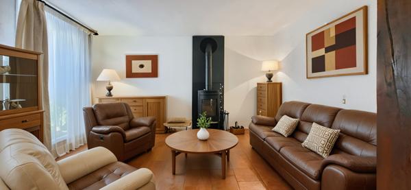 Longpont-sur-Orge (91310) Maison familiale ou bureaux + logements avec 5 chambres, combles/grenier, stationnements, dépendances, grange,