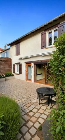 Longpont-sur-Orge (91310) Maison familiale ou bureaux + logements avec 5 chambres, combles/grenier, stationnements, dépendances, grange,