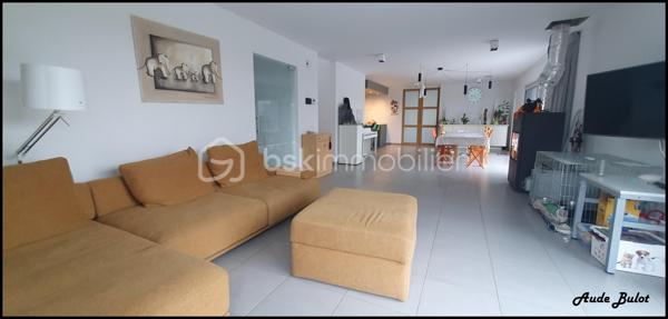 Maison contemporaine de 240 m²