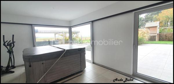 Maison contemporaine de 240 m²