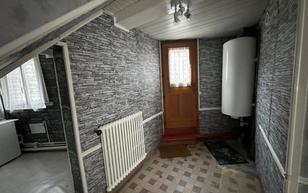 Immeuble à vendre    5 pièces • 82,51 m2 Bernay