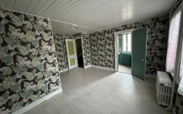 Immeuble à vendre    5 pièces • 82,51 m2 Bernay